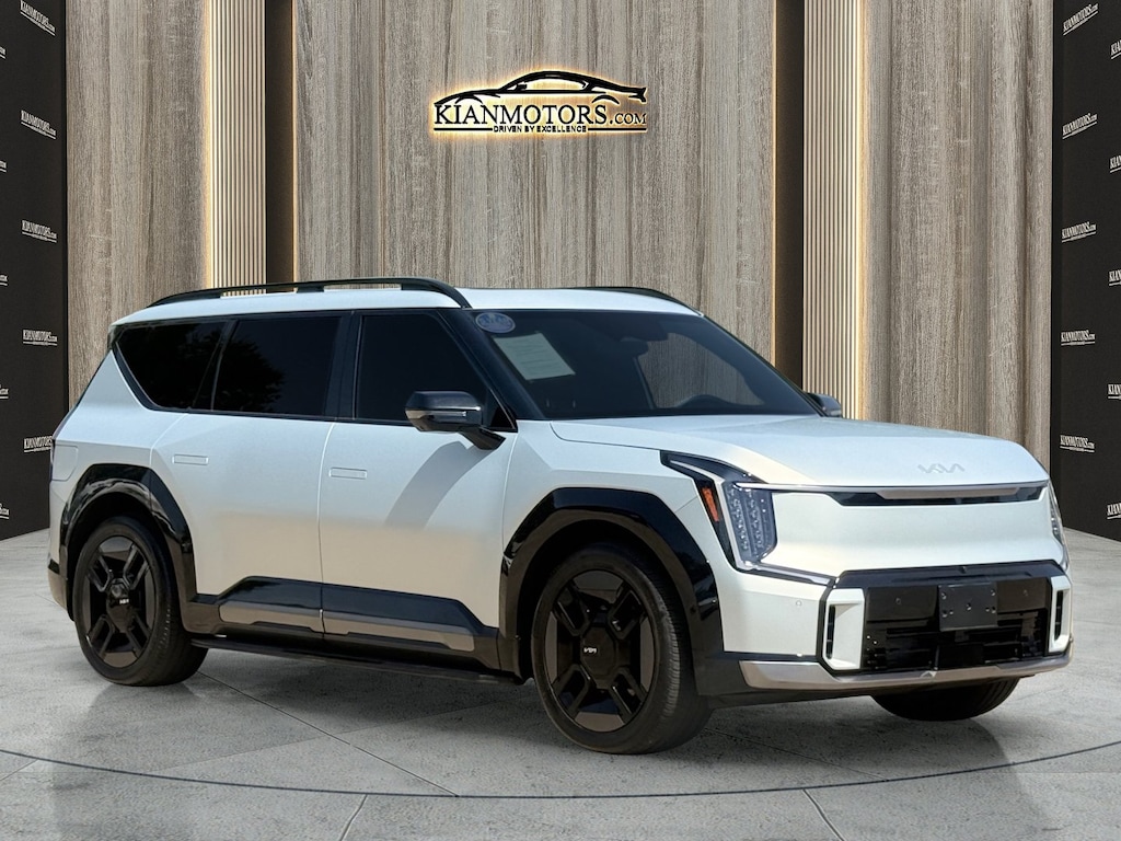 Used 2024 Kia EV9 GT-Line SUV
