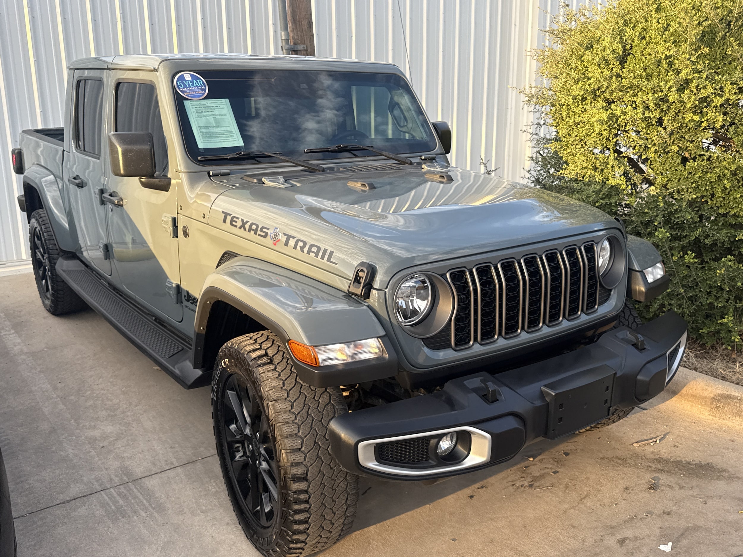2025 Jeep Gladiator