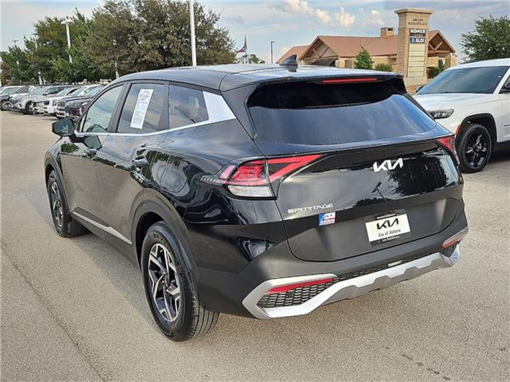 Certified 2025 KIA Sportage LX Front-Wheel Drive