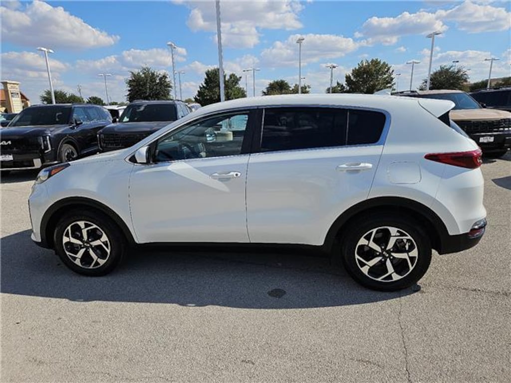 Certified 2022 KIA Sportage LX Front-wheel Drive