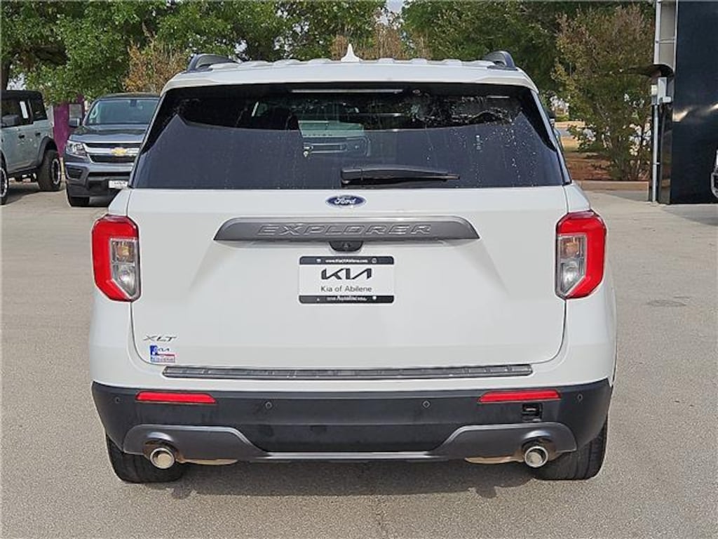 Used 2022 Ford Explorer XLT 4x2