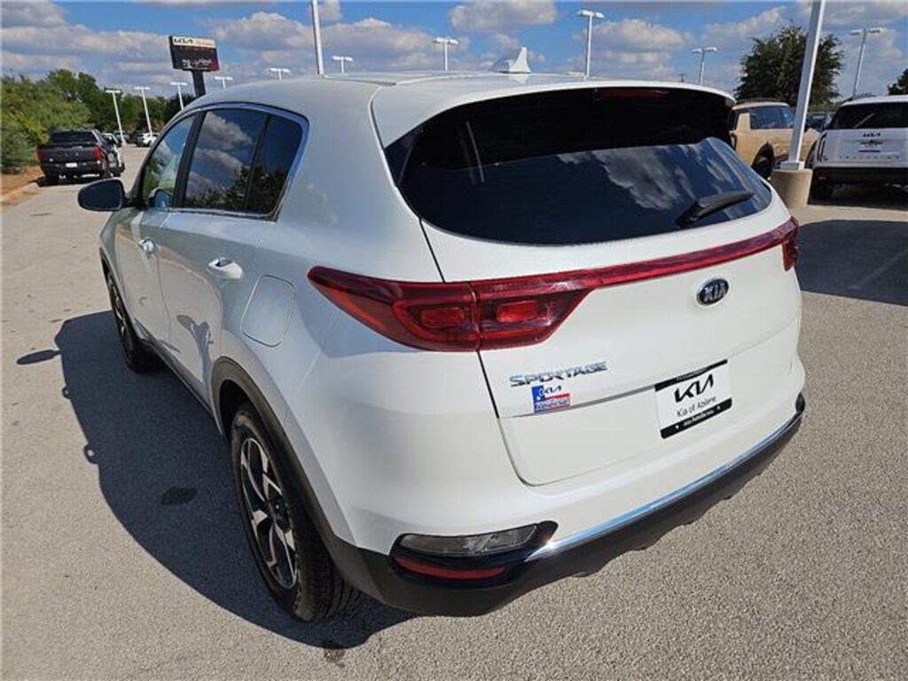 Certified 2022 KIA Sportage LX Front-wheel Drive