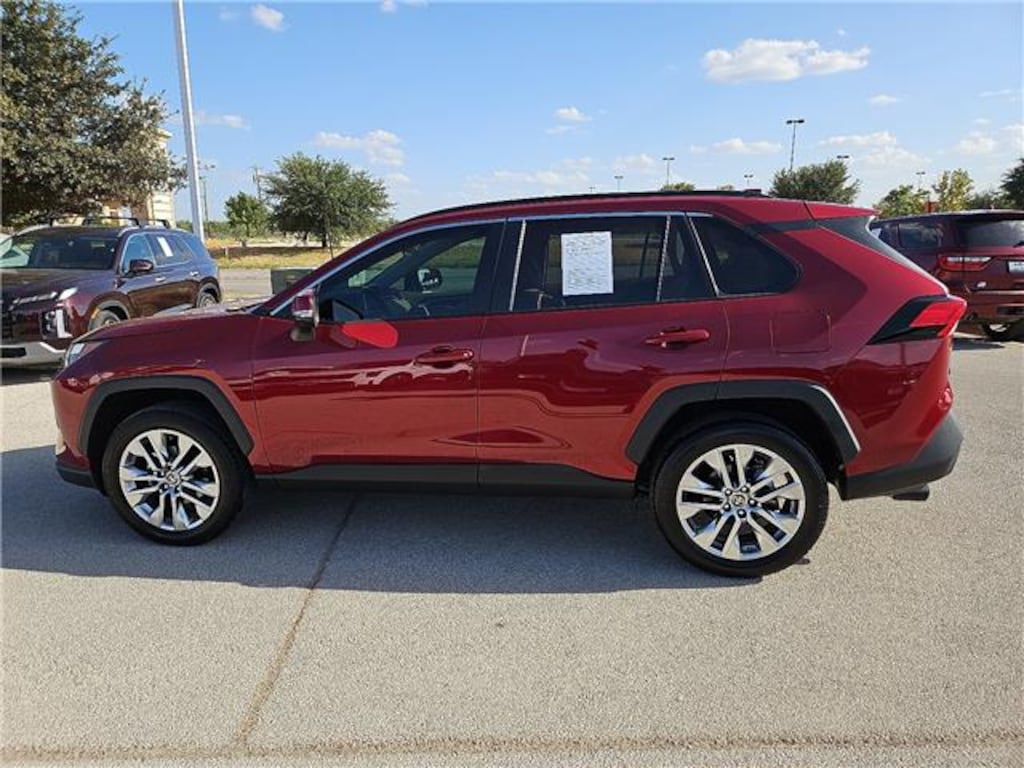 Used 2025 Toyota RAV4 XLE Premium Front-Wheel Drive