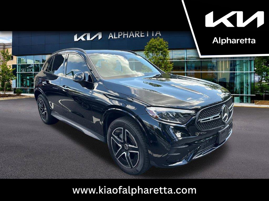 2023 Mercedes-Benz GLC 300