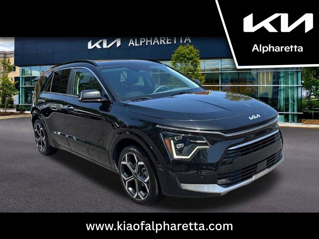 Used 2023 Kia Niro SX Touring SUV