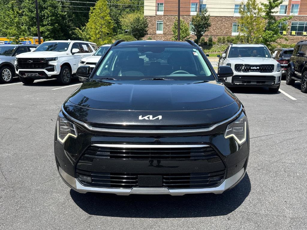 Used 2023 Kia Niro SX Touring SUV