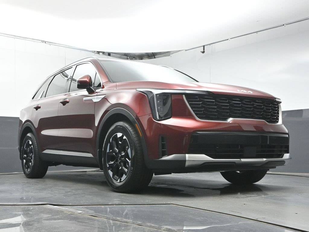2025 Kia Sorento S - Photo 36