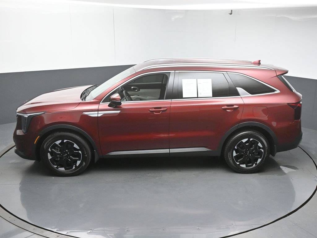 2025 Kia Sorento S - Photo 48
