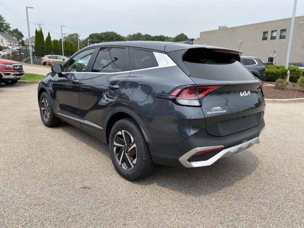 Used 2023 Kia Sportage Hybrid LX SUV