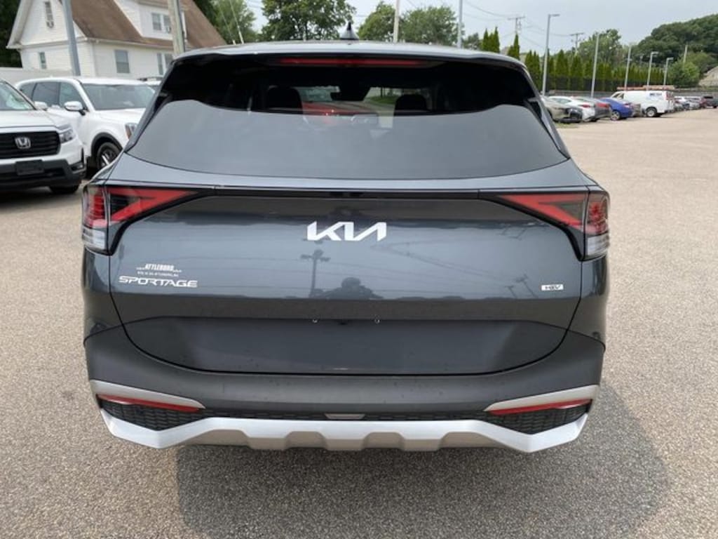 Used 2023 Kia Sportage Hybrid LX SUV
