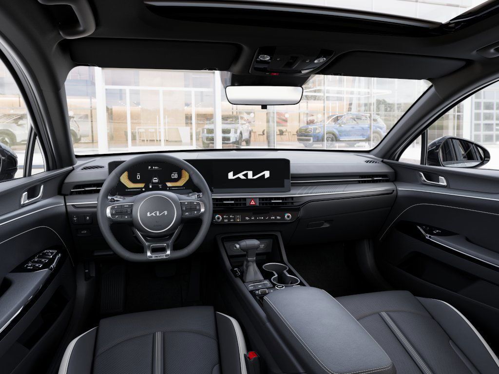 2026 Kia K5 GT-Line - Photo 14
