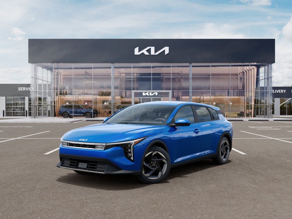 New 2026 Kia K4 EX Hatchback