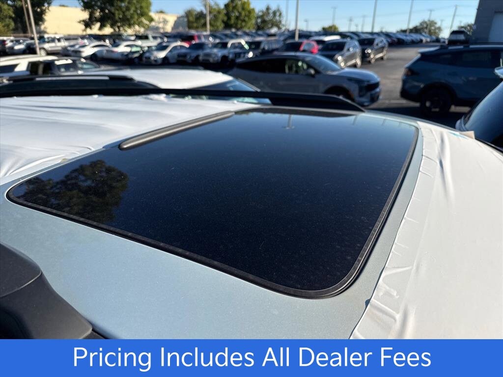 New 2027 Kia Carnival SX Prestige Van Passenger Van