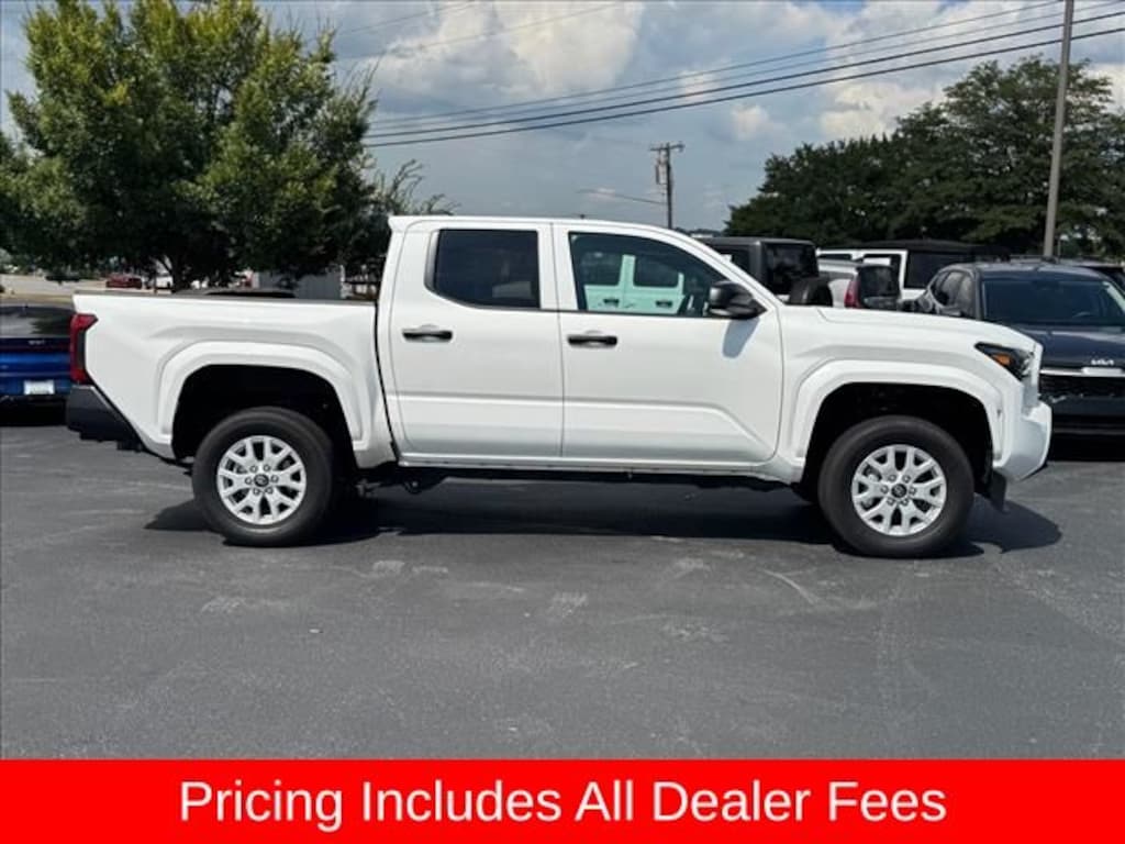 Used 2025 Toyota Tacoma SR Truck