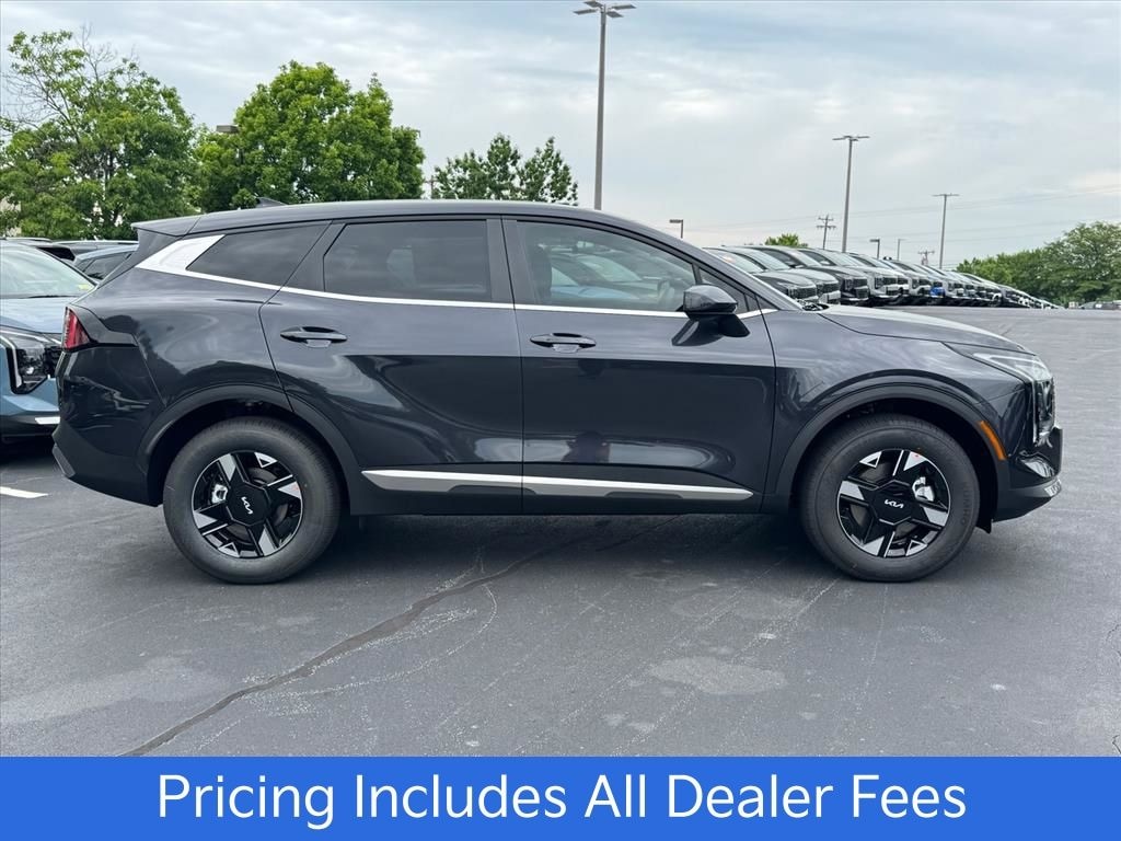 New 2026 Kia Sportage LX SUV