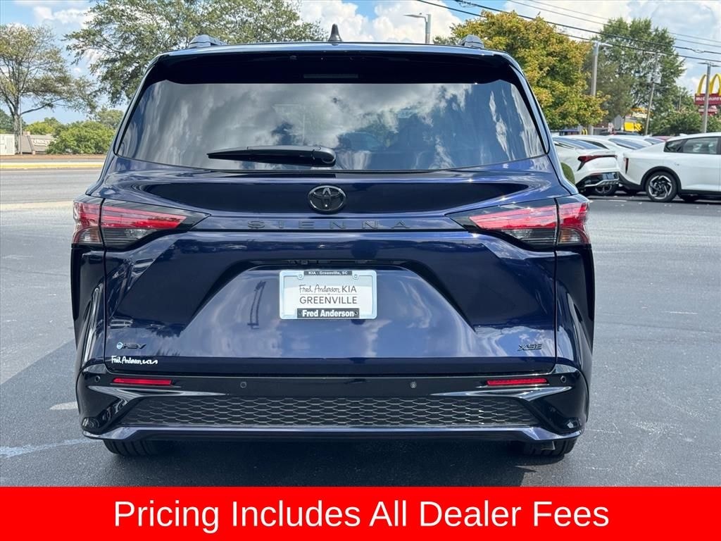 Used 2026 Toyota Sienna XSE Minivan/Van