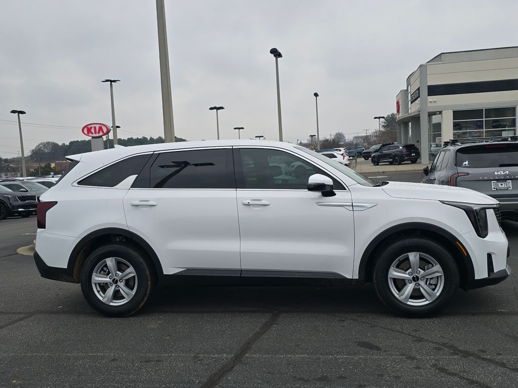 New 2026 Kia Sorento LX SUV