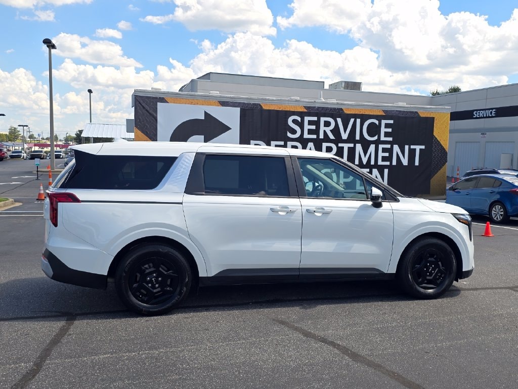 Certified 2025 Kia Carnival LXS Minivan/Van