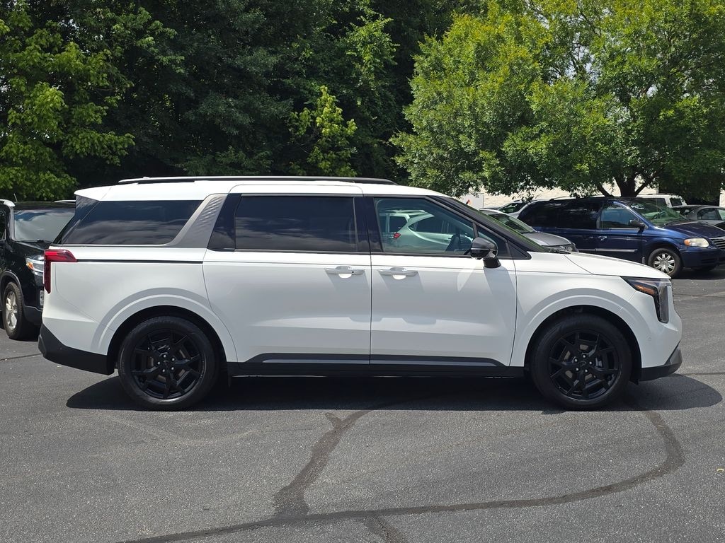 New 2027 Kia Carnival SX Prestige Minivan/Van