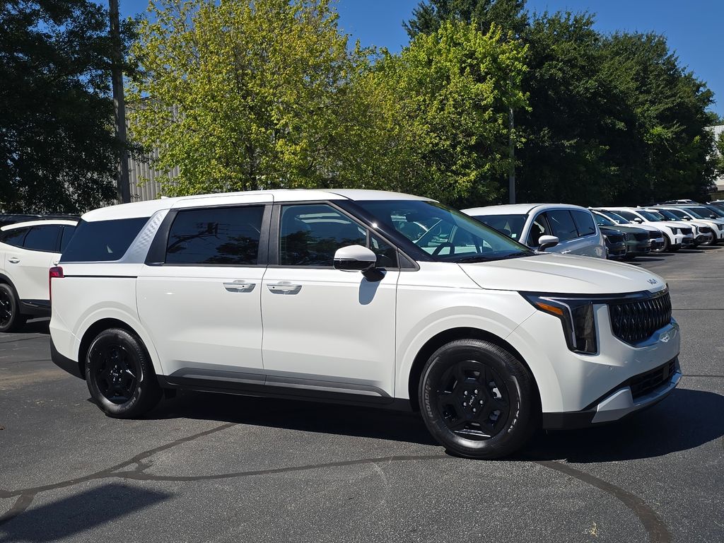 2027 Kia Carnival LX