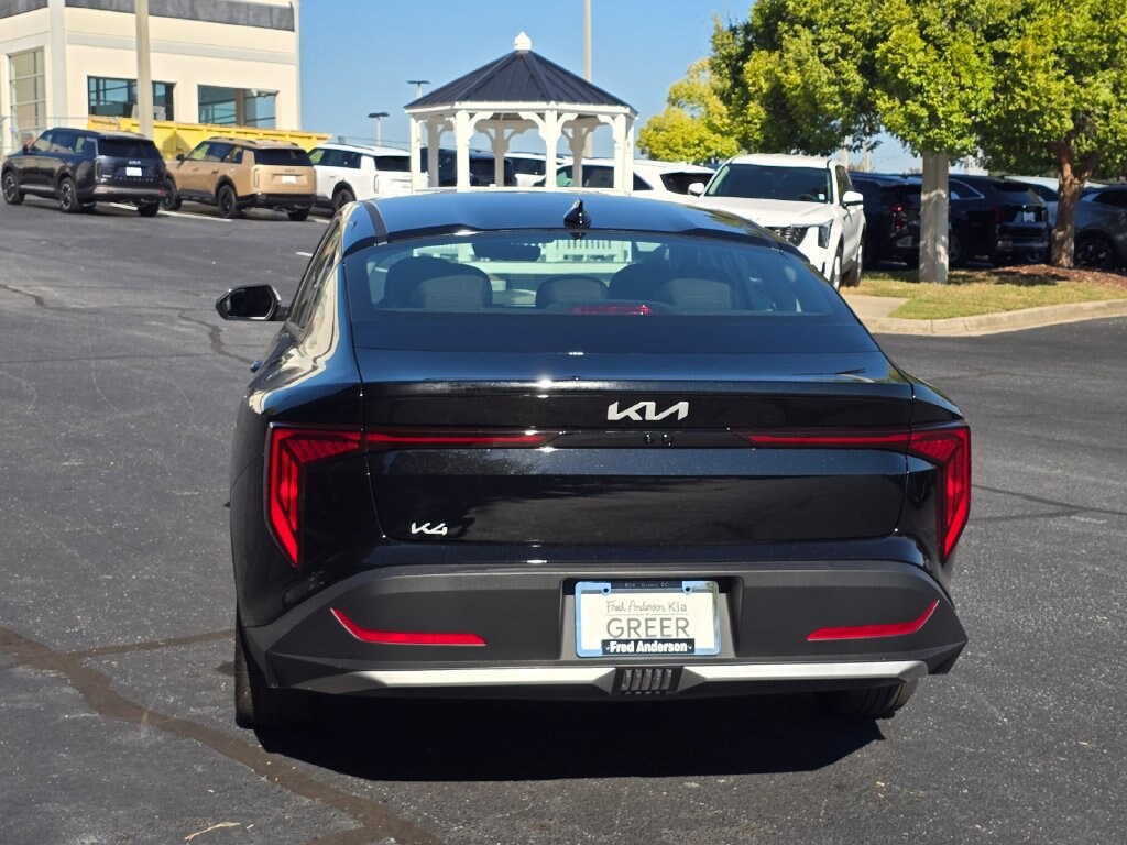 New 2026 Kia K4 LXS Sedan