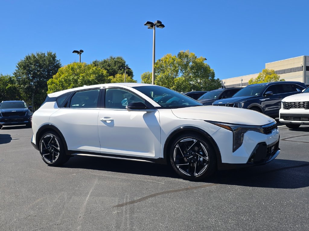 New 2026 Kia K4 GT-Line Hatchback