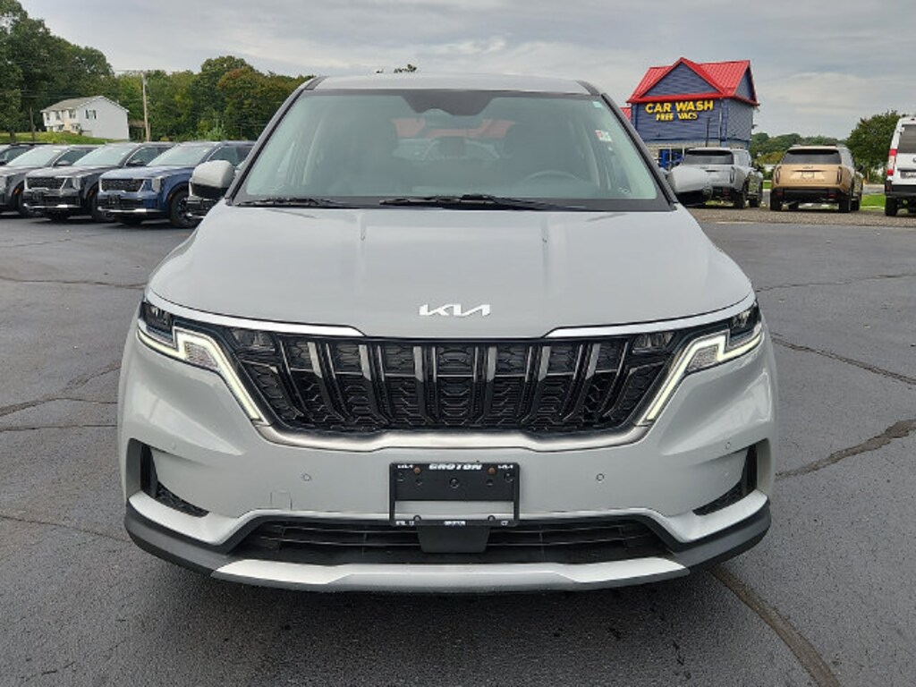 Certified 2024 Kia Carnival EX Minivan/Van