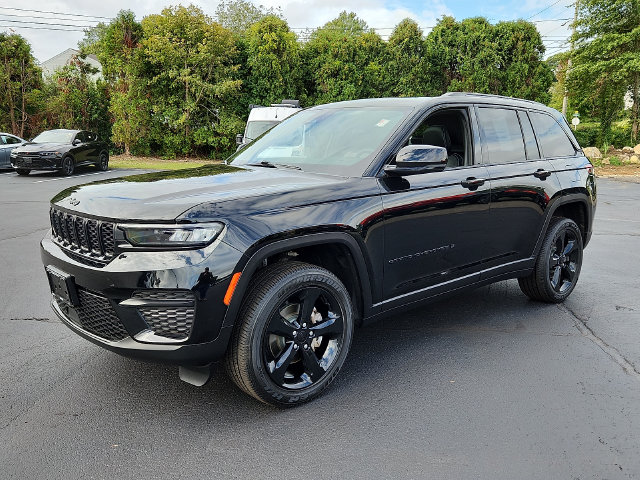 Used 2023 Jeep Grand Cherokee Altitude X SUV