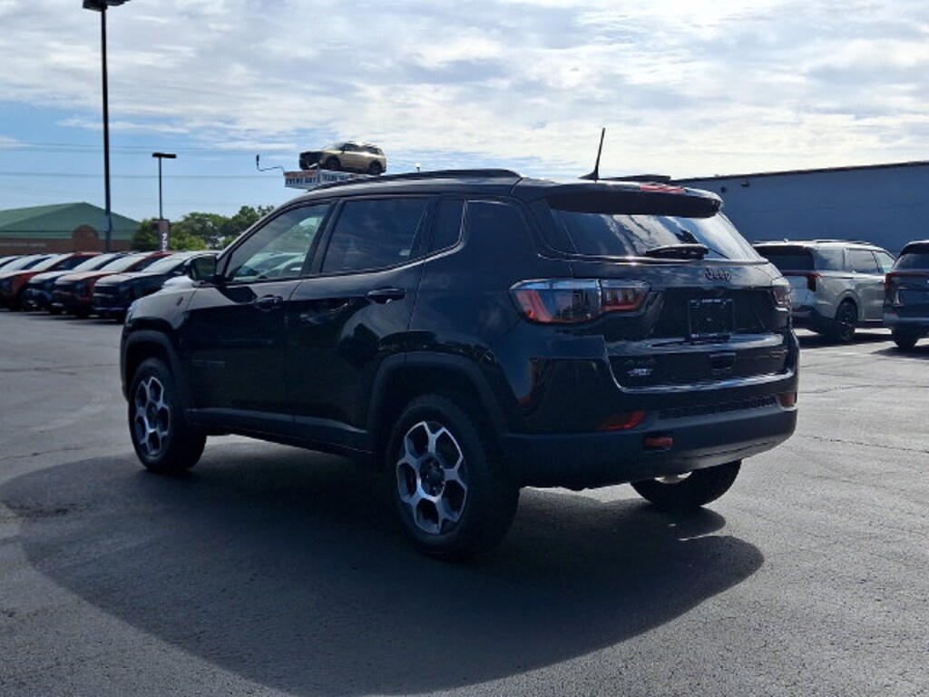 Used 2022 Jeep Compass Trailhawk SUV