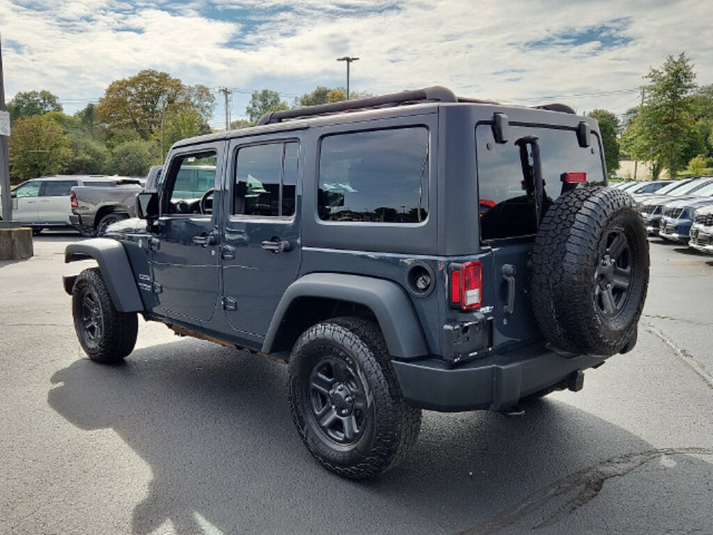Used 2017 Jeep Wrangler Unlimited Sport SUV