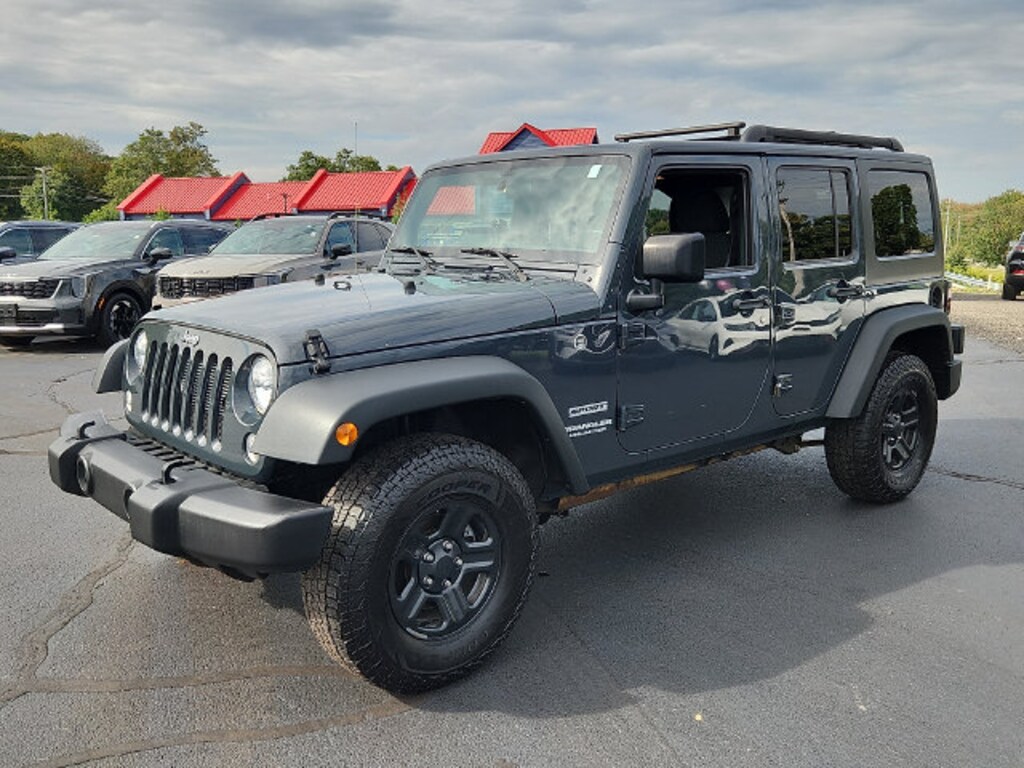 Used 2017 Jeep Wrangler Unlimited Sport SUV