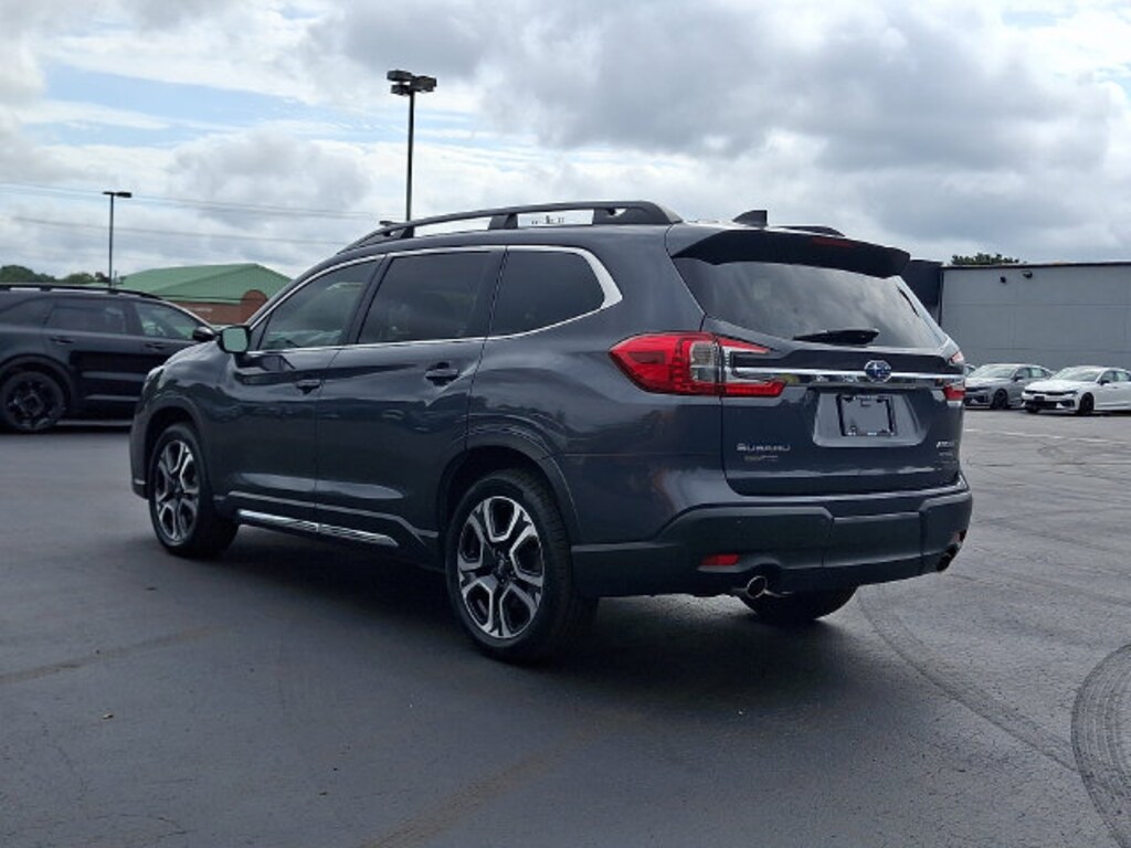 Used 2023 Subaru Ascent Limited SUV
