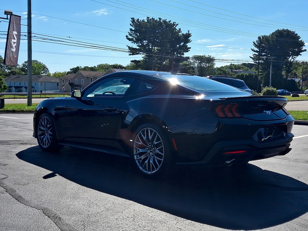 Used 2025 Ford Mustang Ecoboost Premium Fastback COUPE