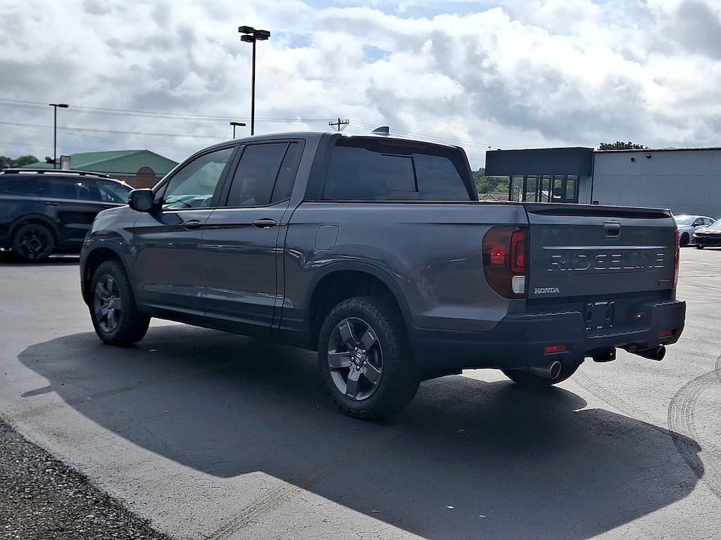 Used 2024 Honda Ridgeline TrailSport PICKUP