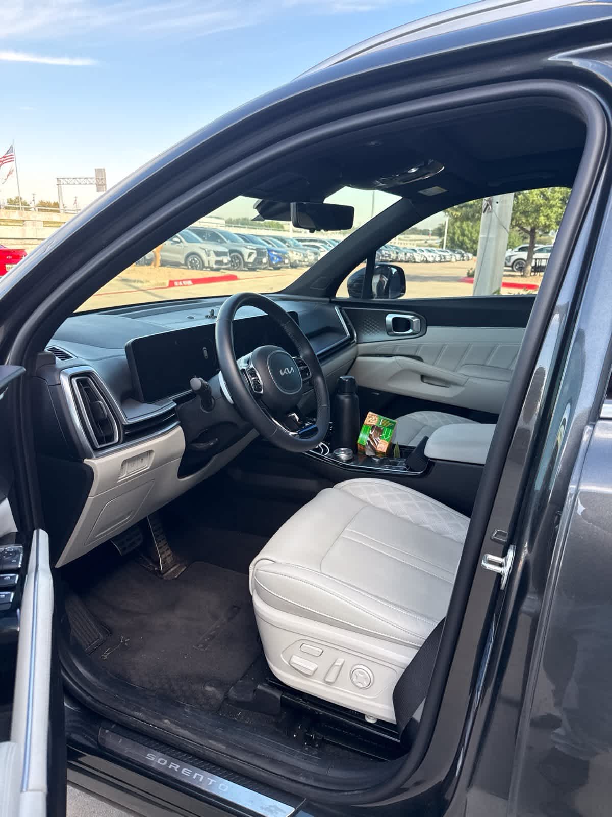 Certified 2025 Kia Sorento Hybrid SX Prestige SUV