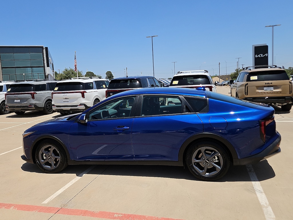 Used 2025 KIA K4 LXS (IVT) Sedan