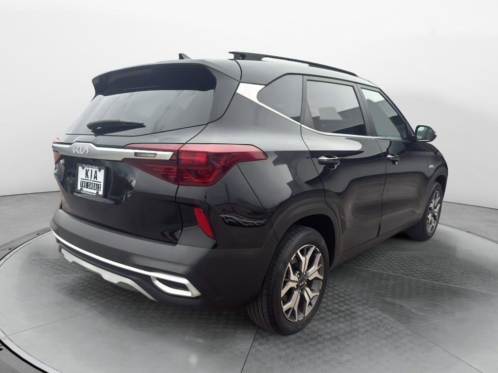 Used 2022 Kia Seltos EX SUV