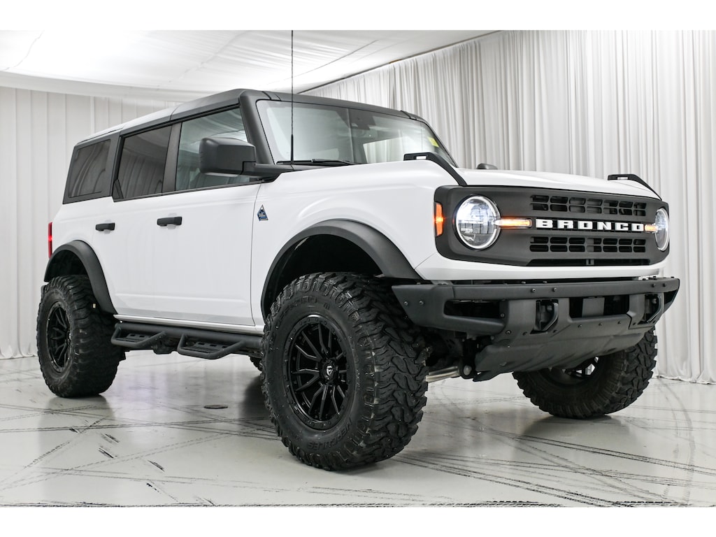 Used 2023 Ford Bronco SUV
