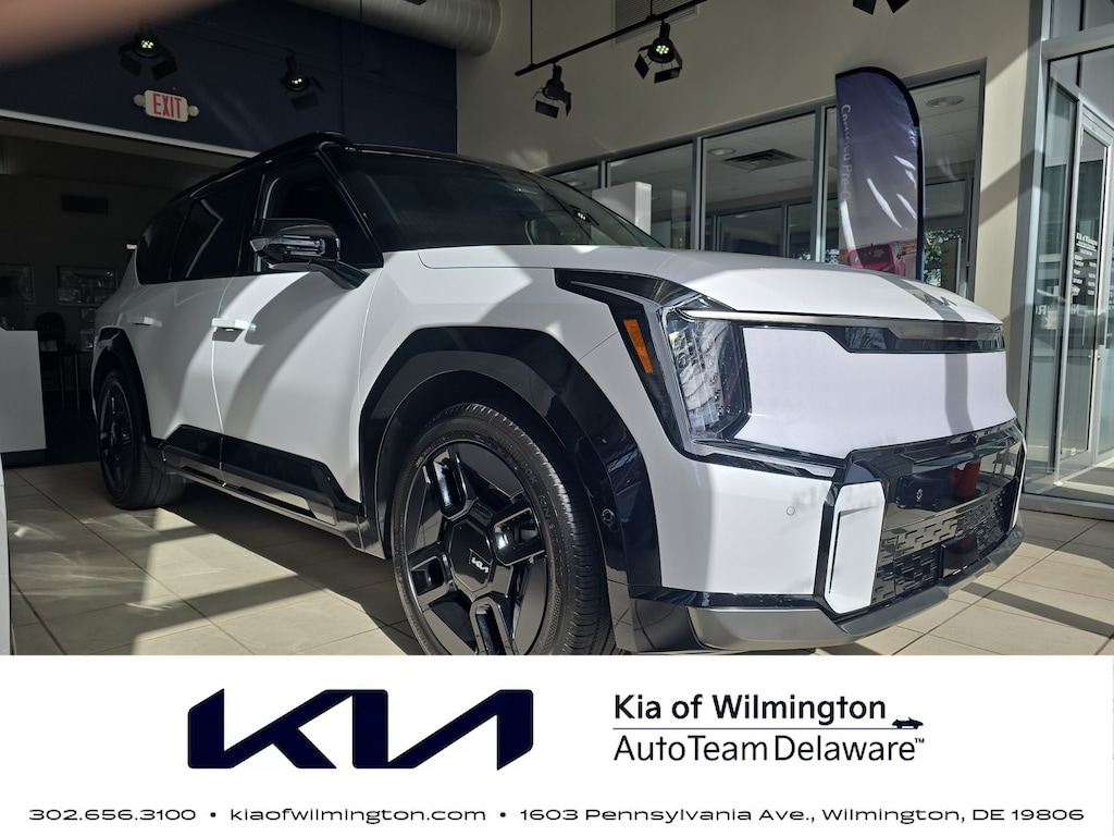 New 2026 Kia EV9 GT-Line AWD With Black Roof 6 Passenger SUV