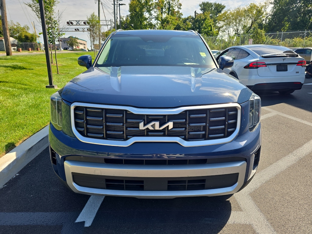 Used 2023 Kia Telluride S SUV