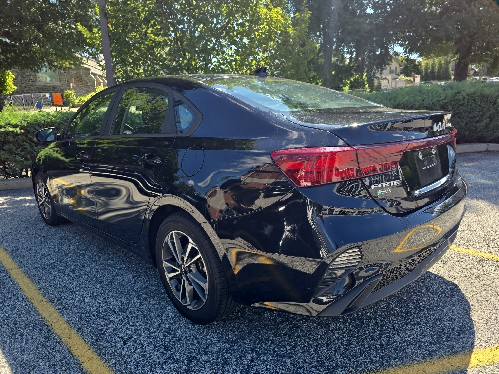 Used 2023 Kia Forte LXS Sedan