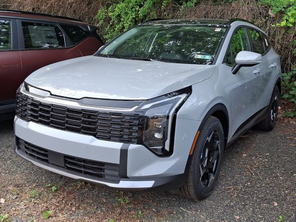 New 2026 Kia Sportage EX SUV