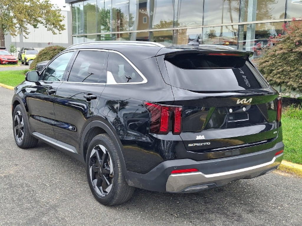Certified 2025 Kia Sorento Hybrid EX SUV