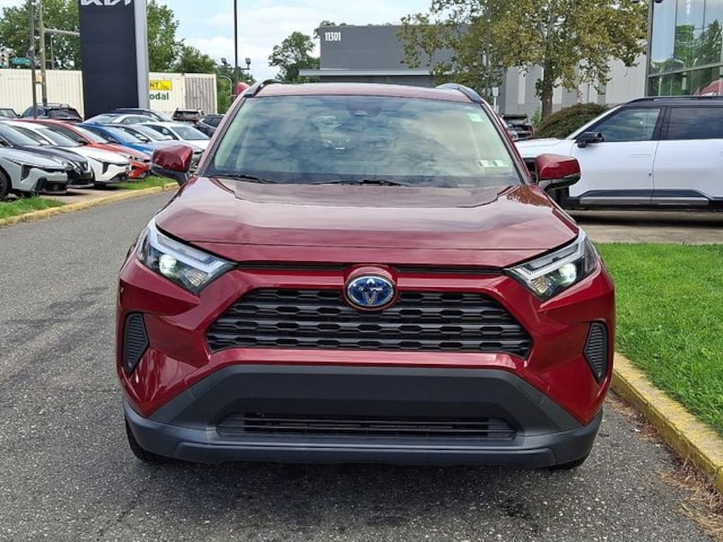 Used 2023 Toyota RAV4 Hybrid XLE SUV