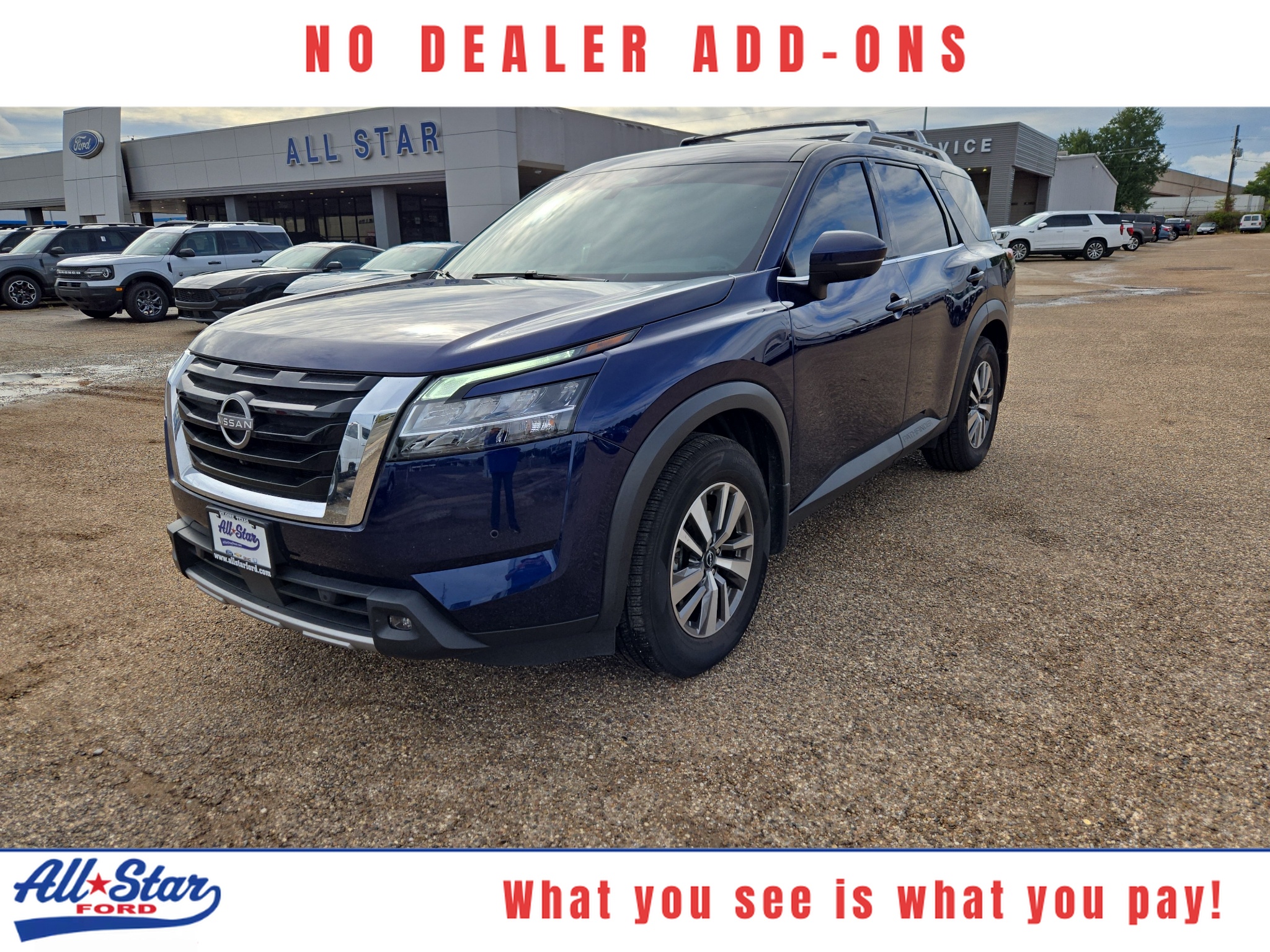 2023 Nissan Pathfinder SL Sport Utility