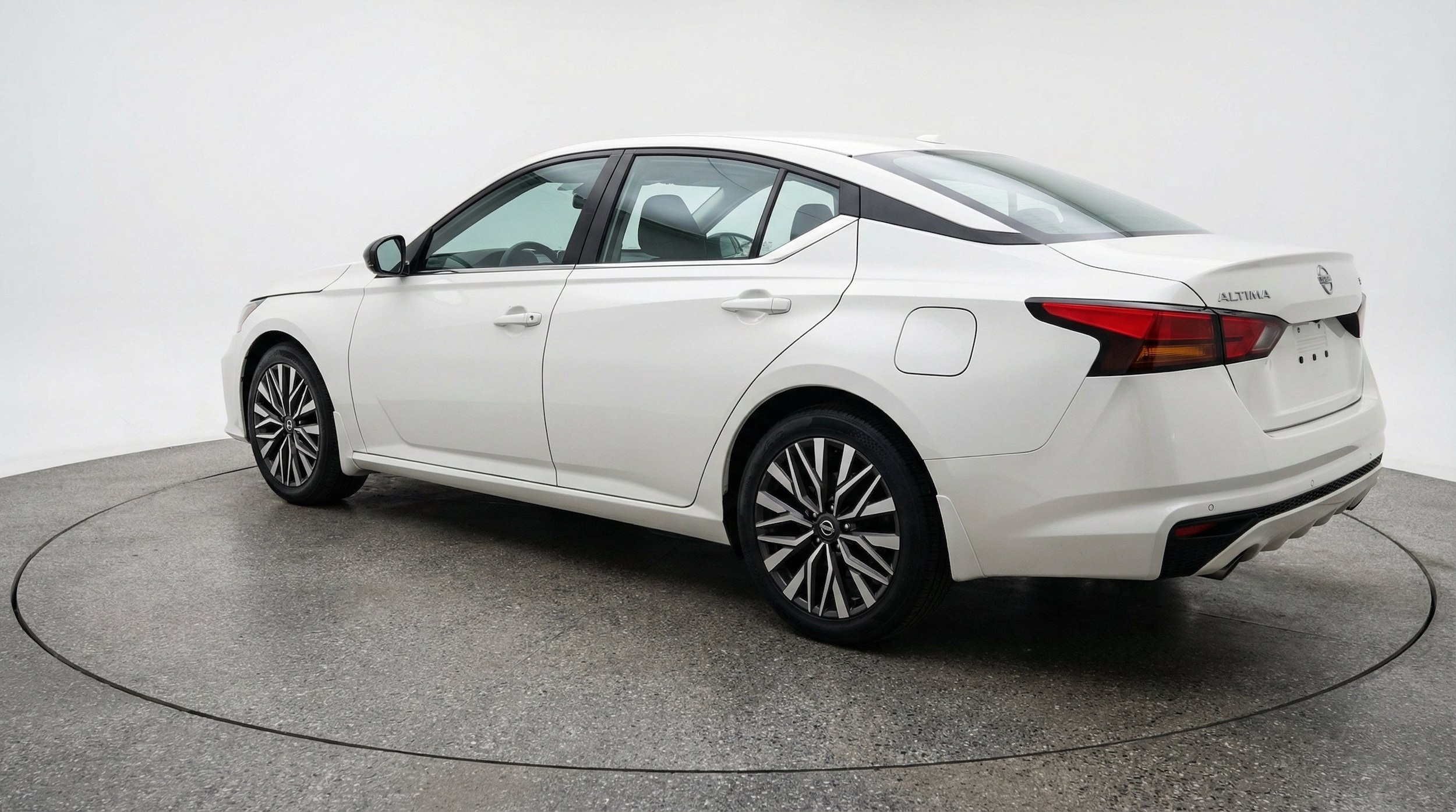 Thumbnail: 2025 Nissan Altima - 6