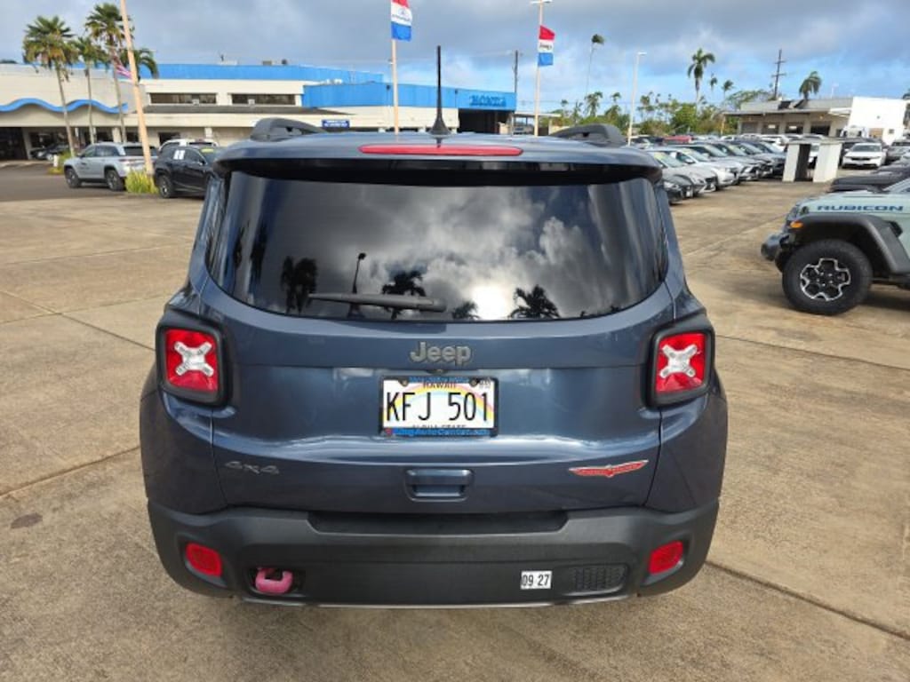 Used 2021 Jeep Renegade Trailhawk SUV