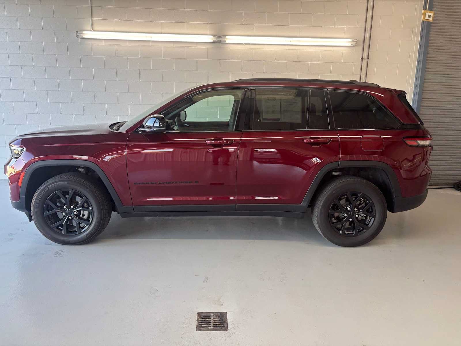 2025 Jeep Grand Cherokee Altitude