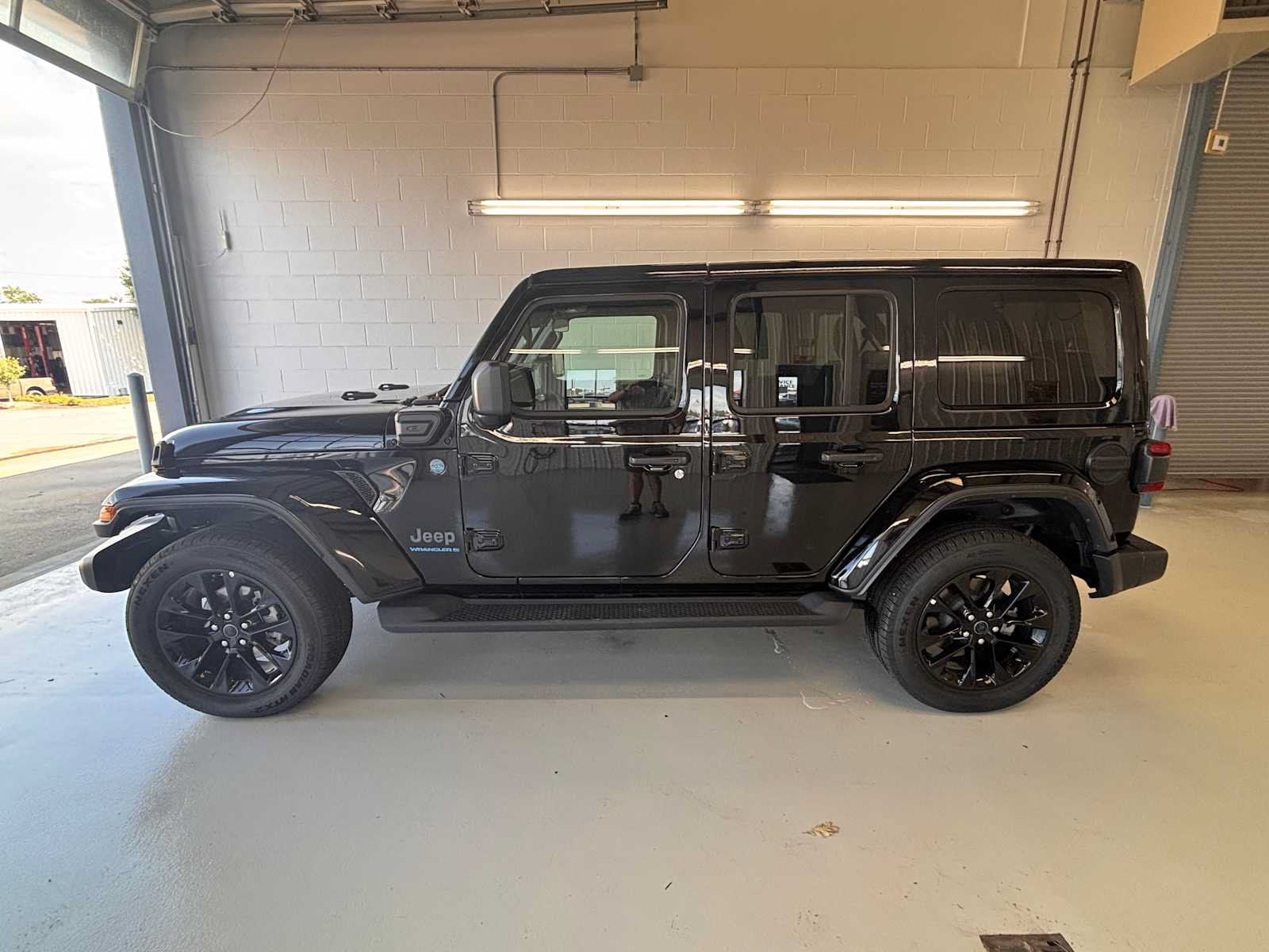 2025 Jeep Wrangler 4xe