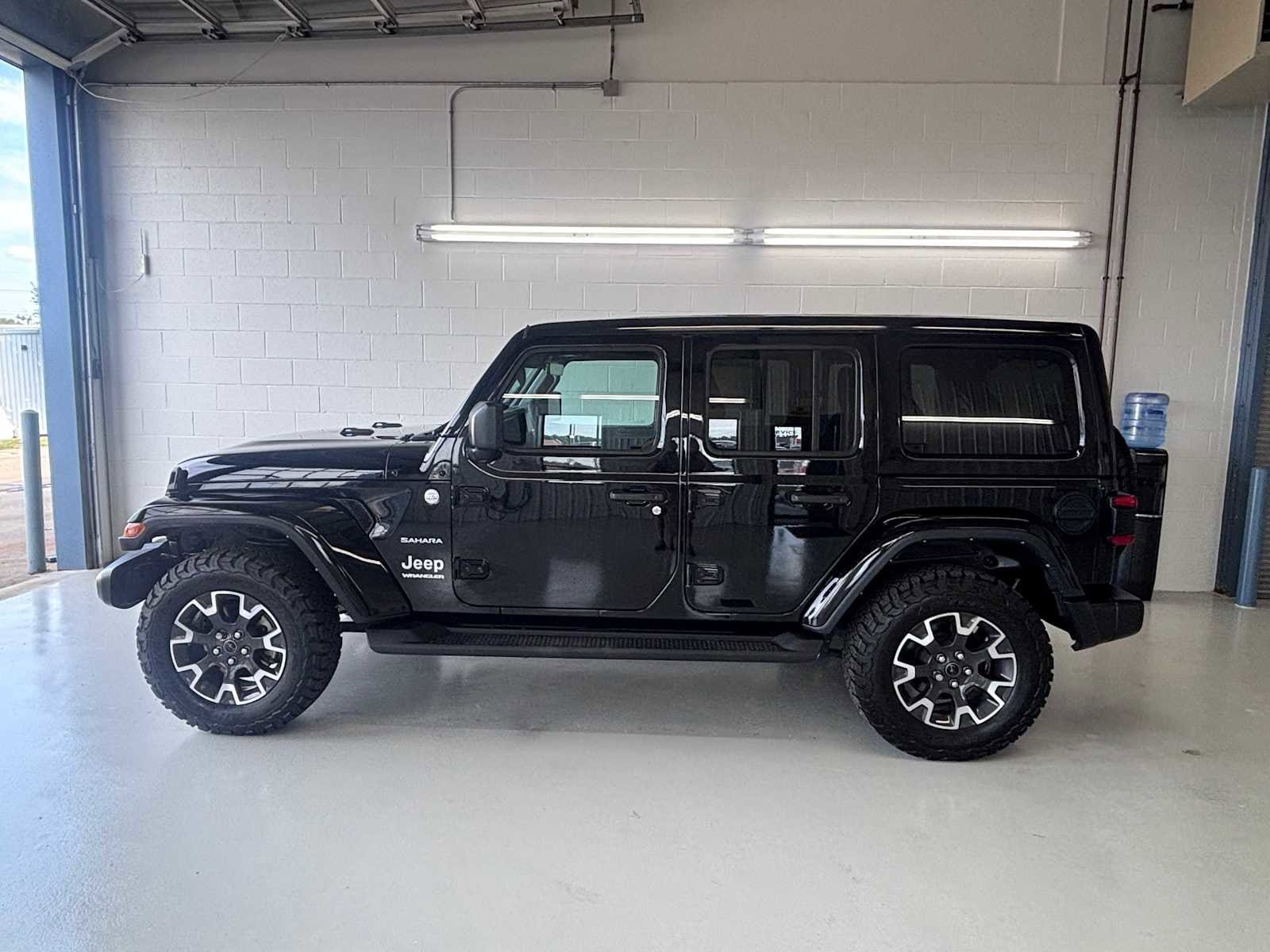 2024 Jeep Wrangler 4-Door Sahara